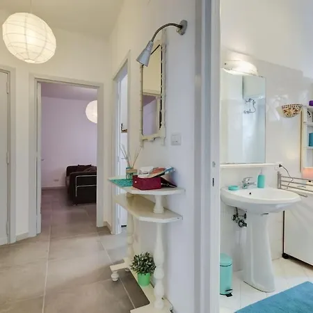 Holiday home Casa Vacanze Nonna Elena Rome