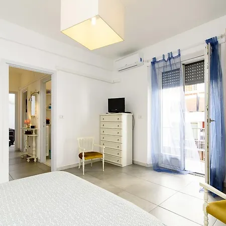 Casa Vacanze Nonna Elena Holiday home